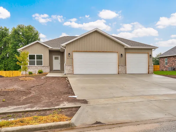 3026 E Bradford East Street, Republic, MO 65738