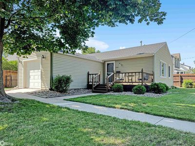 220 5th Ave NE, Hampton, IA, 50441