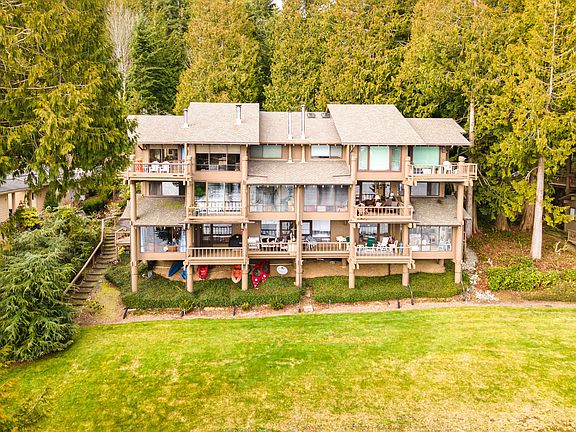 Location! Location! Location! Own this condo at water's edge