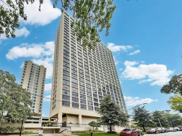 5201 S Cornell Ave APT 20E, Chicago, IL 60615
