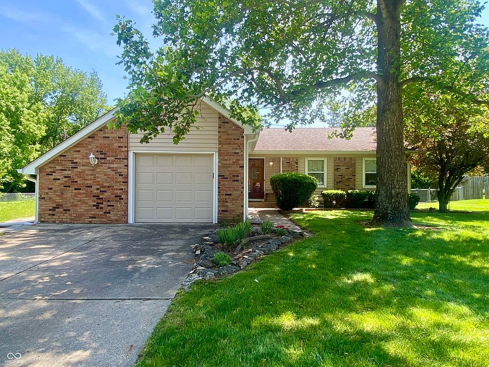 1st image of 7749 Venetian Way