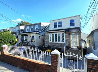 53-17 70th St FLOOR 2, Maspeth, NY 11378