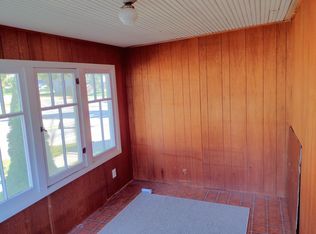 403 N Main St, Perry, MI 48872