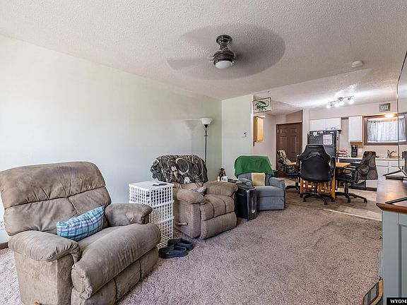 4th image of 2244 E 8th St