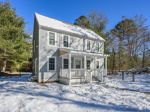 3rd image of 173 Main Street