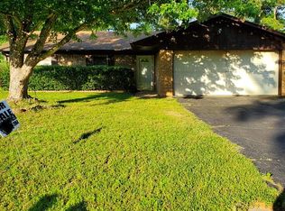 319 Meadowlark Ln, Longview, TX 75603