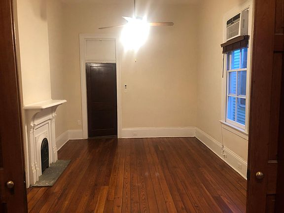 4th image of 4211 Burgundy St