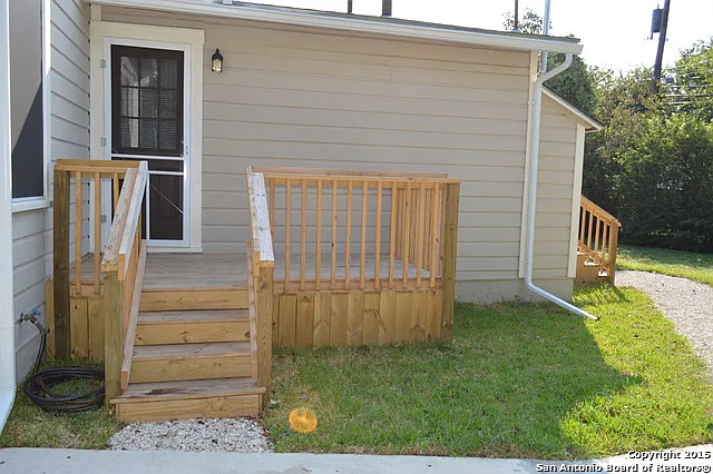 1812 Mardell St — Photo 11