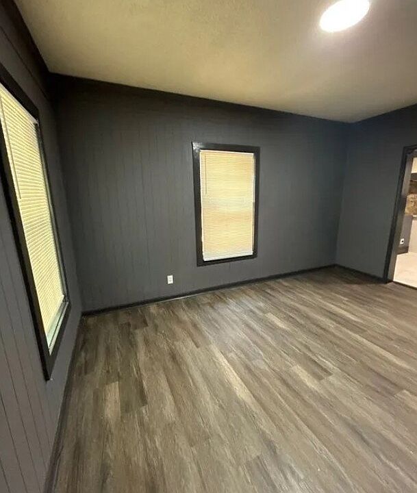 1st image of 3083 Radford Rd