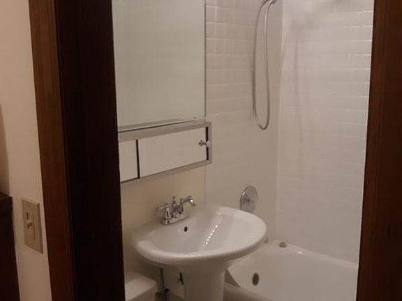 3rd image of 2317 10th Ave E APT 302