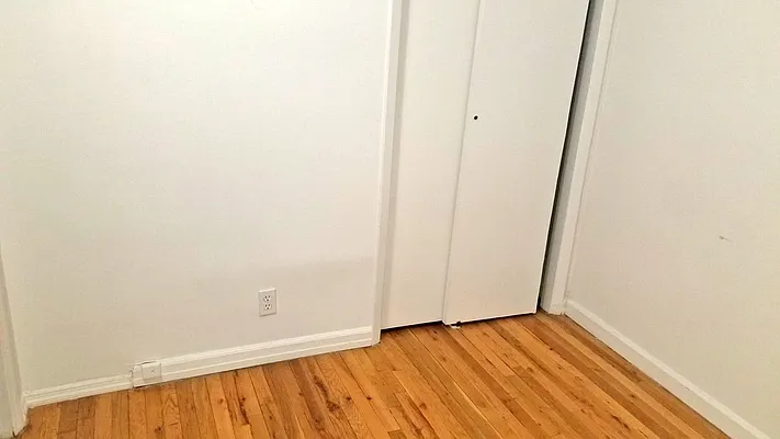 Rented by New York Residence | media 19