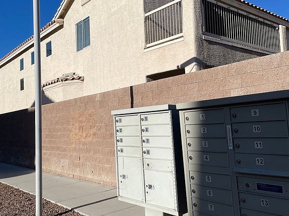 4th image of 8912 Snowtrack Ave