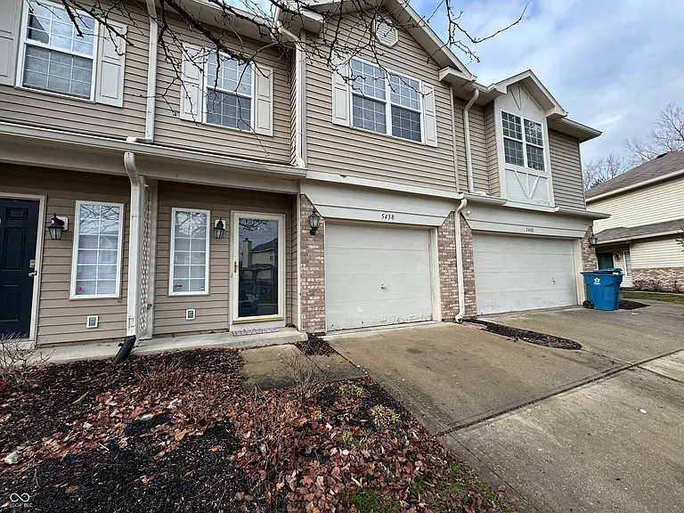 5438 Nighthawk Dr — Photo 2