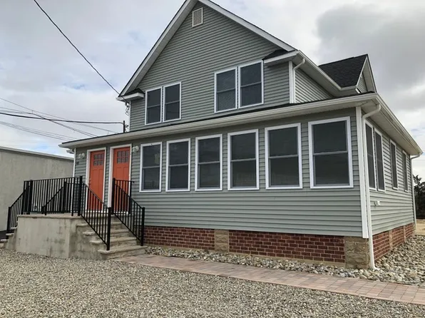 48 Flint Rd, Toms River, NJ 08757