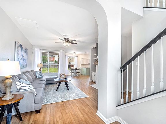 4th image of 5608 Vista Park Ln
