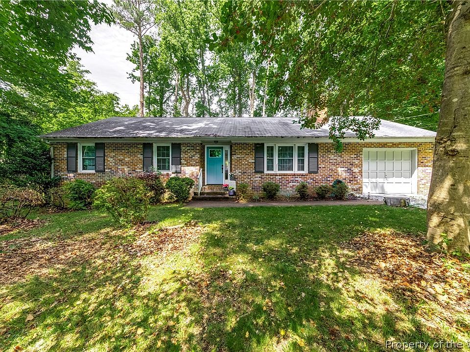 1st image of 133 Leon Dr