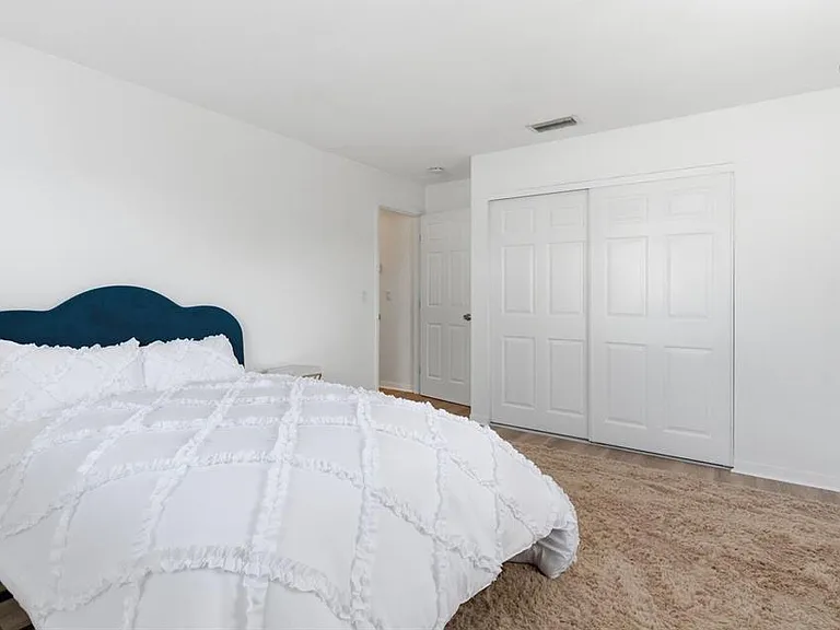 2227 Montclair Dr #1 — Photo 13
