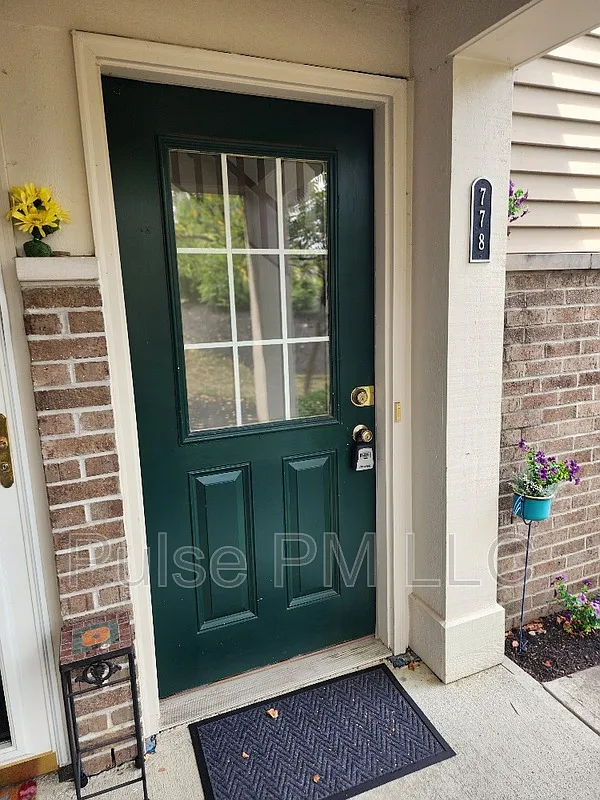 778 Flint Rdg #C photo 1