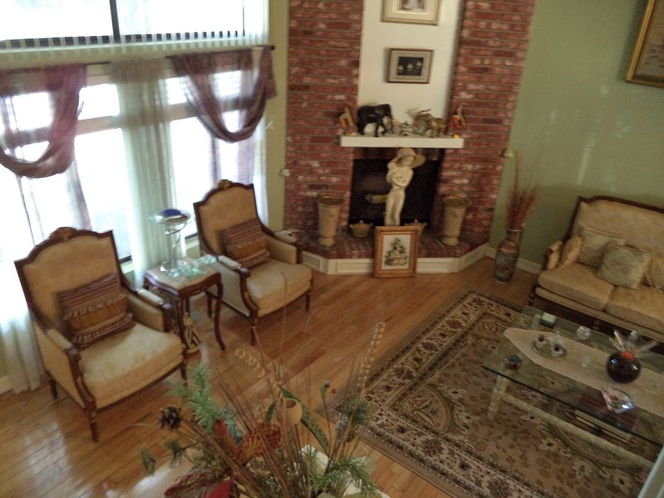 1st image of 20224 Sherman Way Unit 3