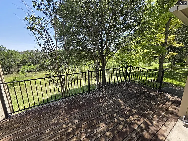 7901 Southwest Pkwy #15 — Photo 7