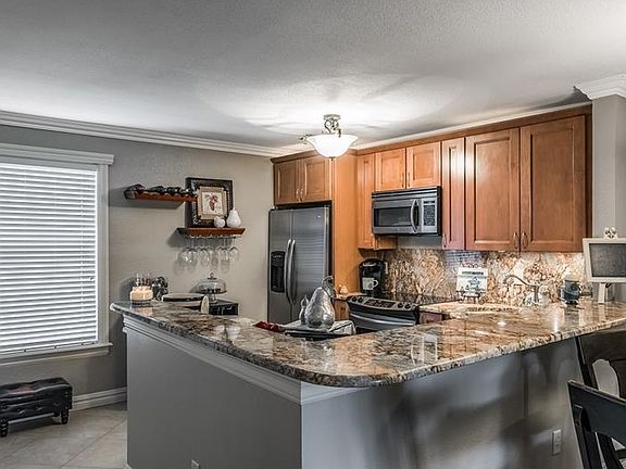 4th image of 10384 Carrollwood Ln APT 274