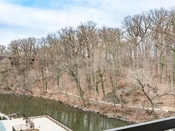 1704 N Park Dr #A204, Wilmington, DE 19806