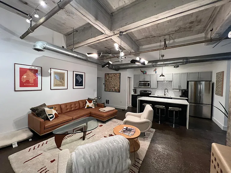 659 Auburn Ave NE #123 — Photo 3