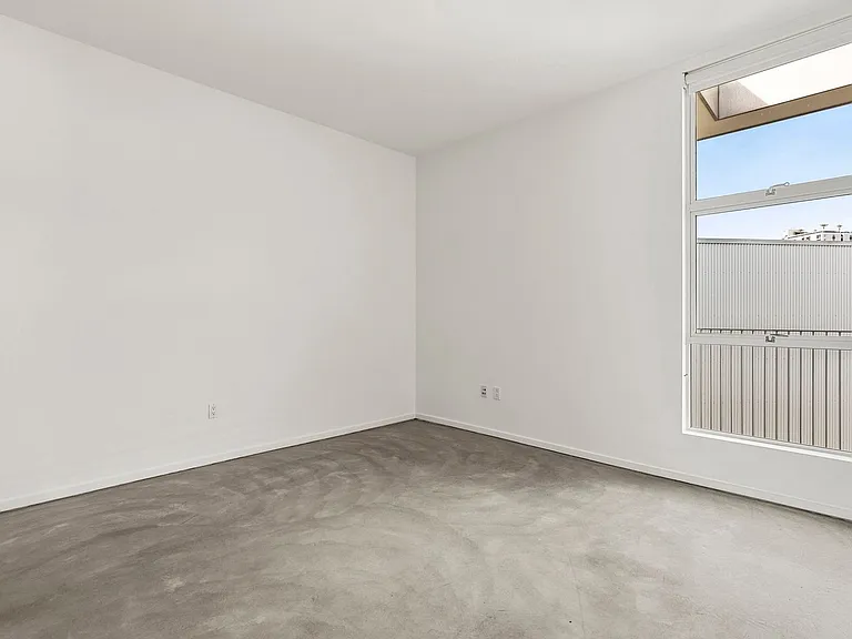 901 Hancock Ave — Photo 14