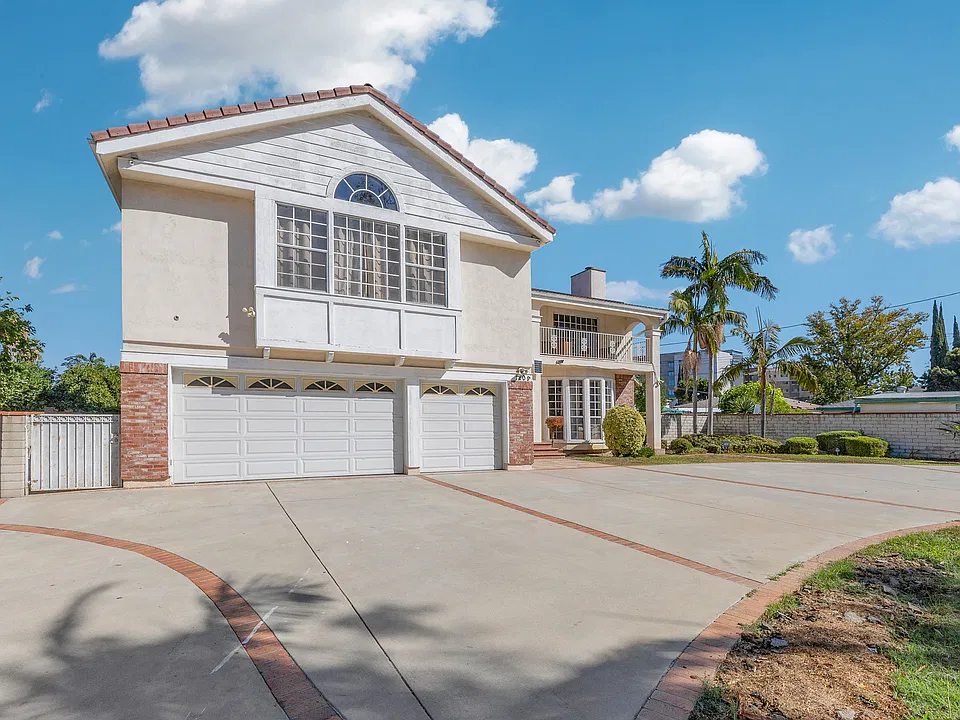 1209 Midwickhill Dr