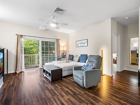 3rd image of 2 Arden Mills Way Unit 2305