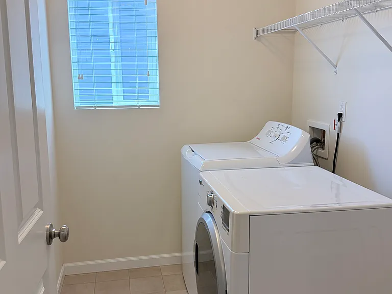 3116 Dunhill Ln — Photo 15