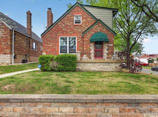 6601 Lindenwood Pl, Saint Louis, MO 63109