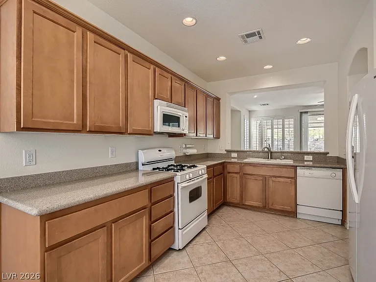 5173 Estasi St — Photo 4