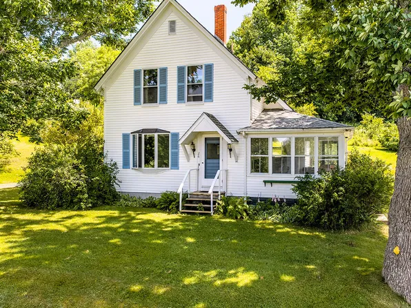 26 Middle Road, Union, ME 04862