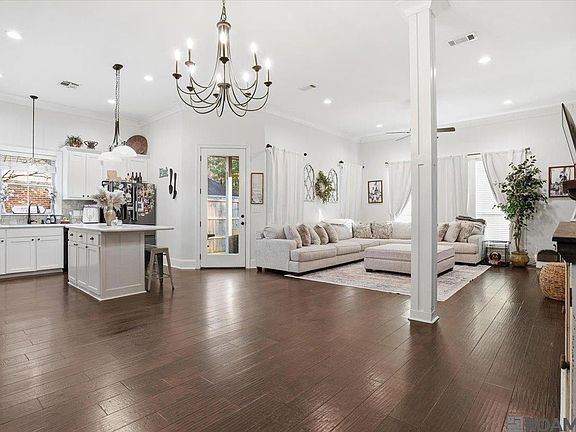 2nd image of 11721 N Milstead Pl