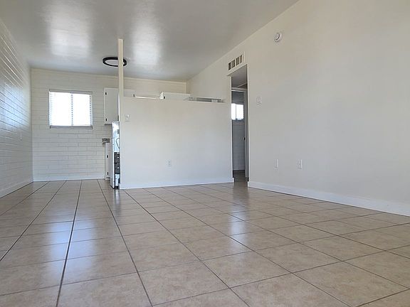 4th image of 2602 N 14th Ave #Cv14