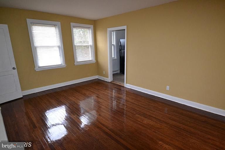 1st image of 5552 Midwood Ave