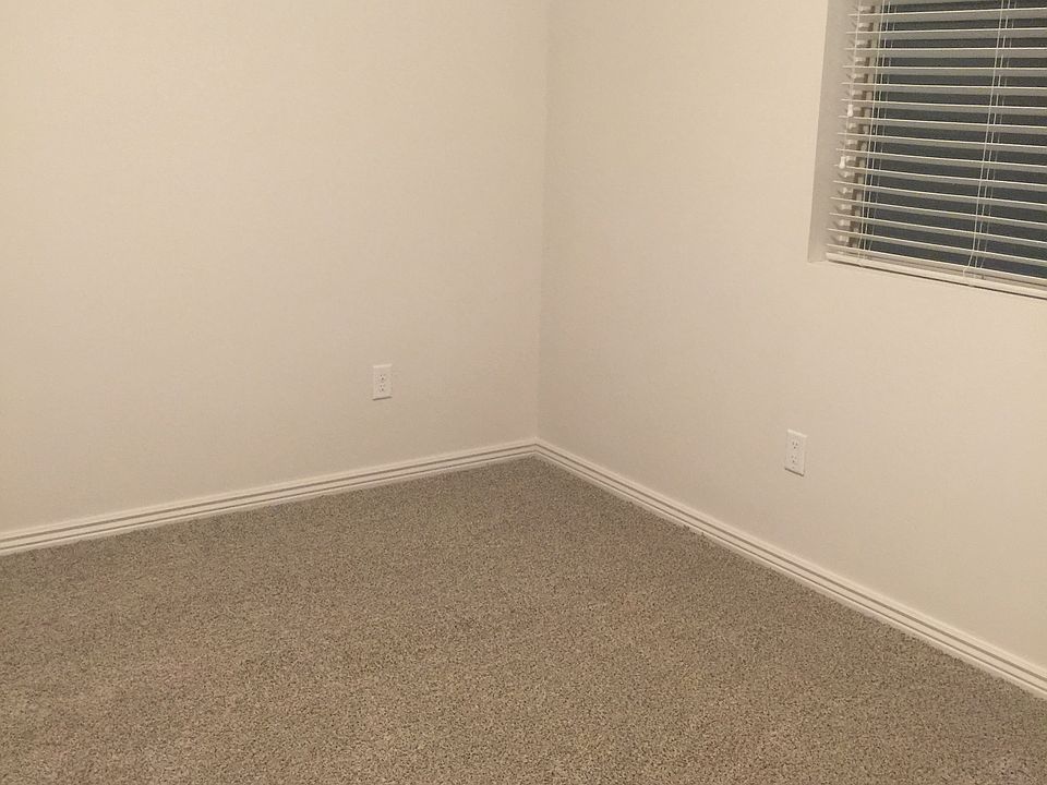 2nd image of 2137 N Rock Manor Dr