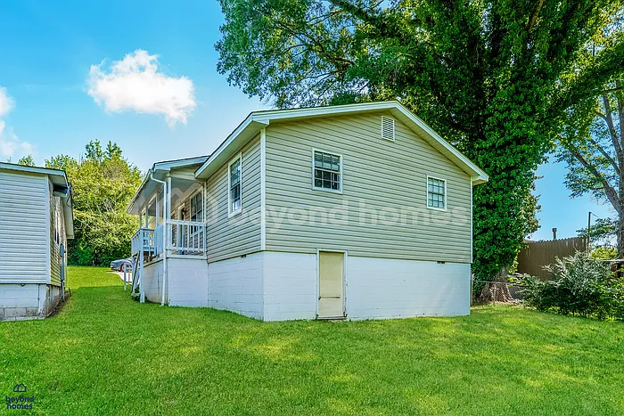 4213 Kendall Ave — Photo 25