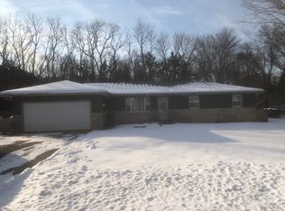 21858 Belkay Dr, South Bend, IN 46628