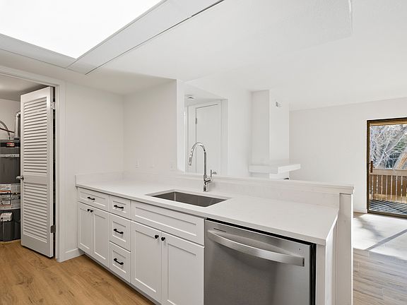 5th image of 1270 E Shadow Ridge Dr APT 9L