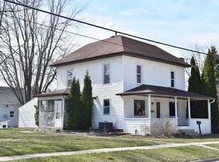 118 7th St SW, Oelwein, IA 50662