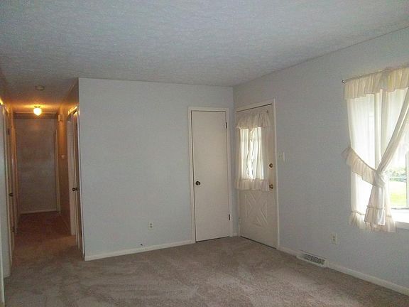 2nd image of 6209 Narragansett Dr