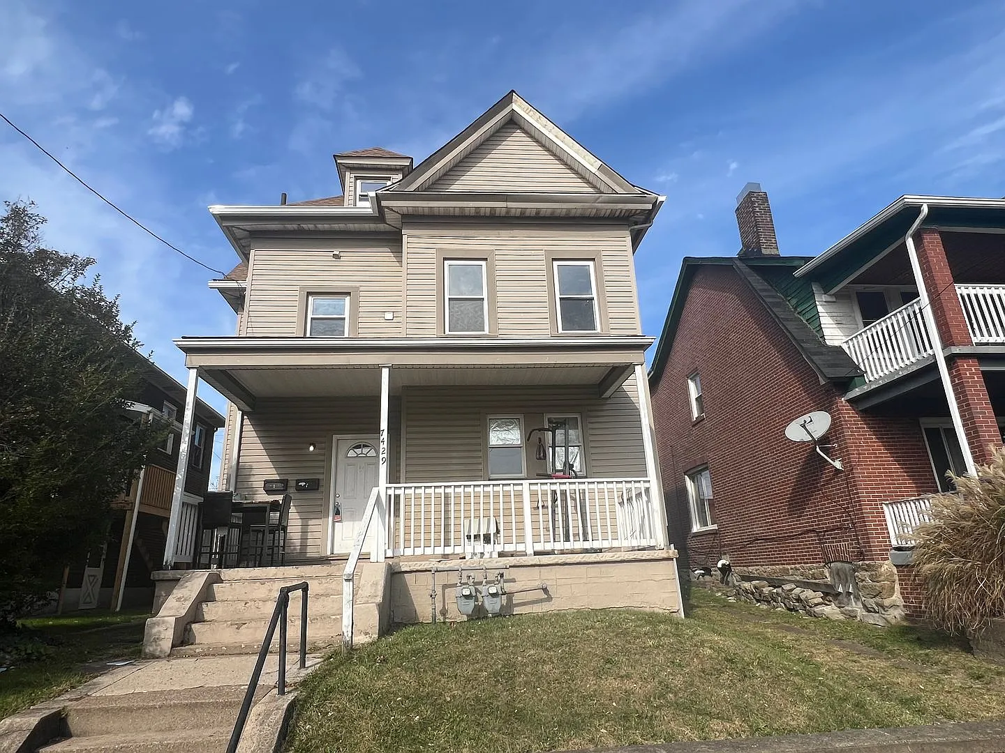 7429 Park Avenue — Photo 1