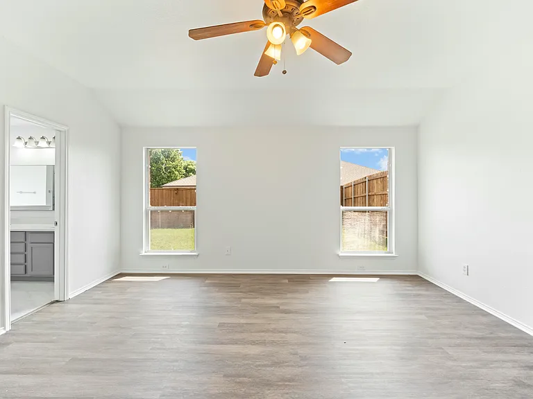 2130 Harvester Dr — Photo 46