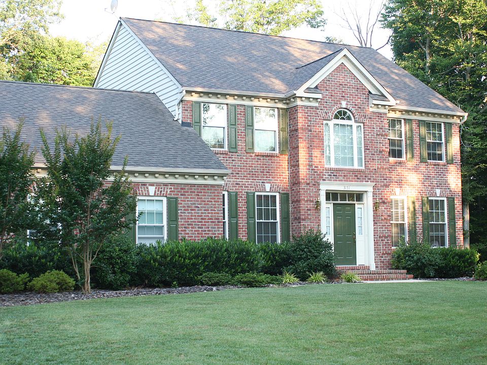 3151 Blackberry Lane