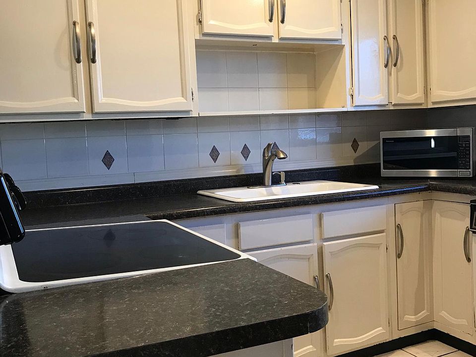 1st image of 2207 N Harlem Ave #1R