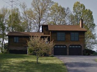 222 River Rd, Bluff City, TN 37618