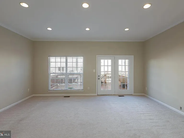 2424 Wheat Meadow Cir #2424 — Photo 13