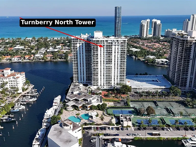 19707 Turnberry Way #20G — Photo 19